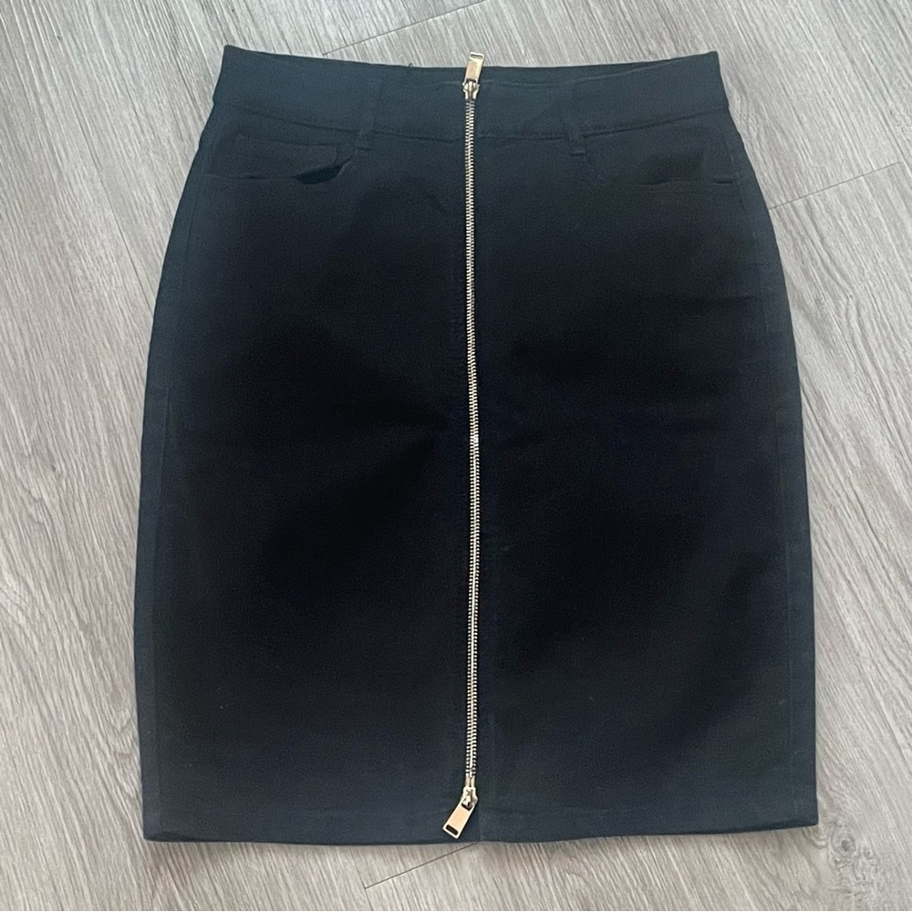 DYNAMITE BLACK STRETCH PENCIL FRONT ZIPPER SKIRT SIZE M - Picture 5 of 10